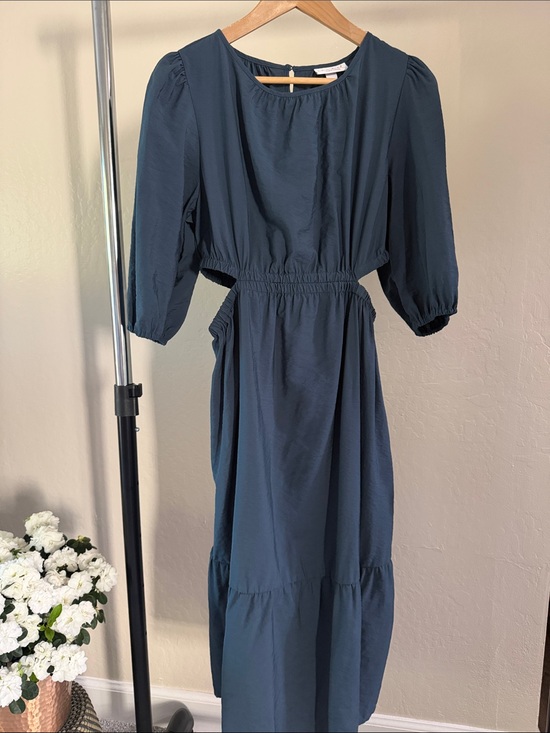 Isabel Maternity by Ingrid & Isabel Dresses & Skirts - Isabel  by Ingrid & Isabel Teal Midi Dress with Puff Sleeves Size XS